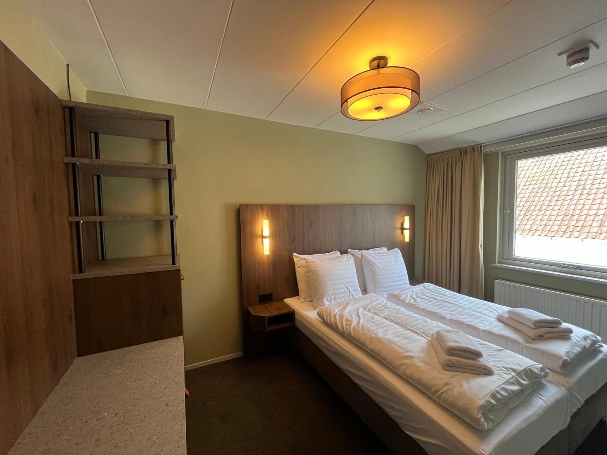 Strandhotel De Logerij Renesse Ngoại thất bức ảnh