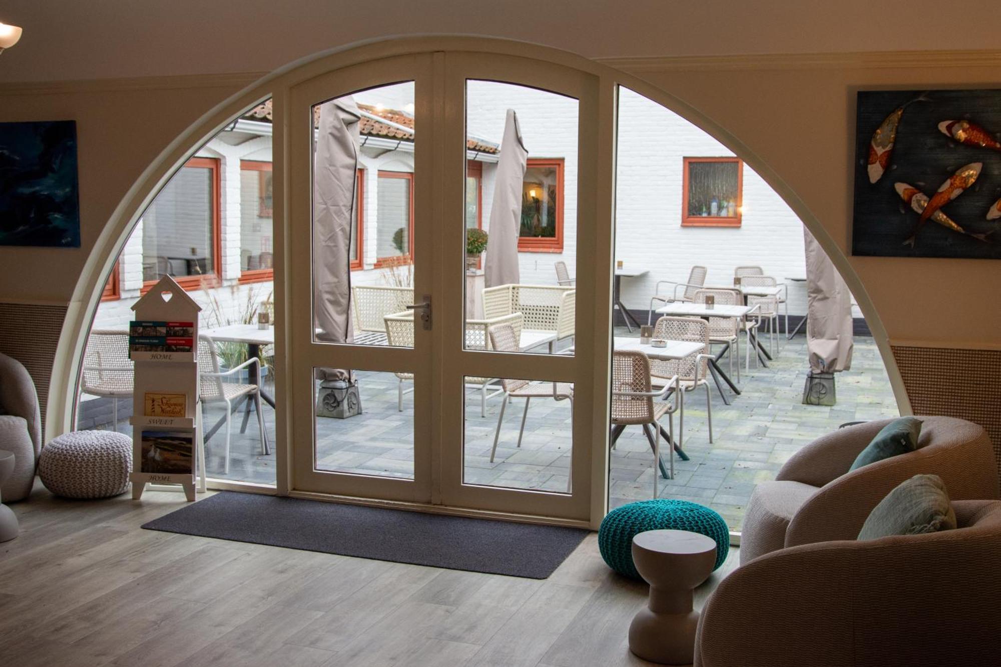 Strandhotel De Logerij Renesse Ngoại thất bức ảnh