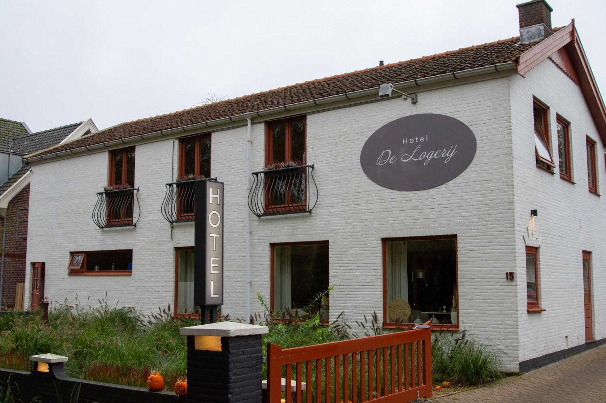 Strandhotel De Logerij Renesse Ngoại thất bức ảnh